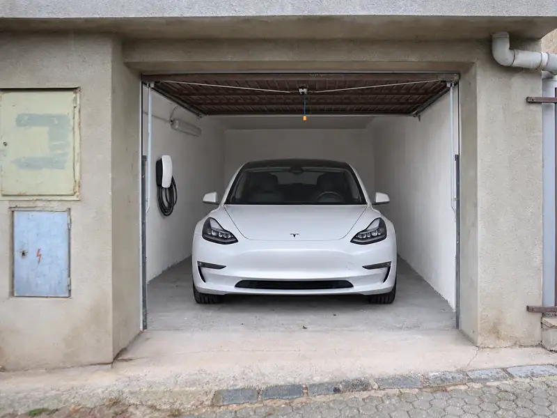 Pronájem garáže 19 m², Litoměřice – náhled fotky 1