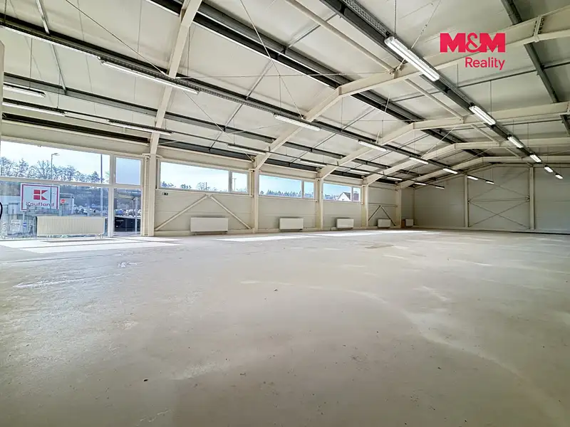 Pronájem obchodního prostoru 293 m², Třebíč – náhled fotky 3