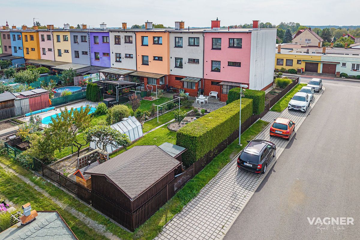 Prodej rodinného domu 182 m², pozemek 361 m², Bělá pod Bezdězem – fotka 1 z 3
