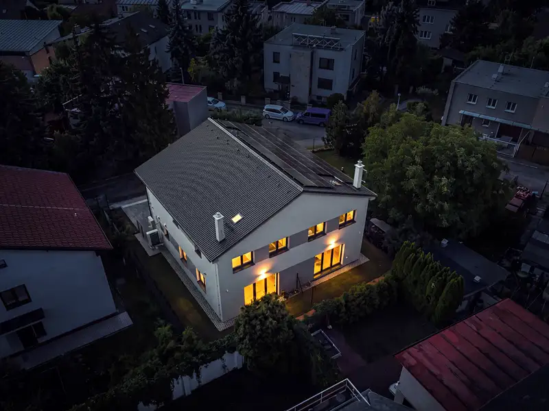 Prodej rodinného domu 125 m², pozemek 224 m², Praha – náhled fotky 1