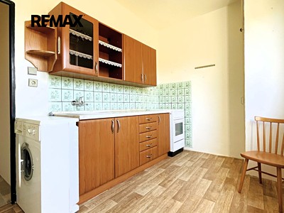 Prodej bytu 1+1, 35 m² (3 z 18)