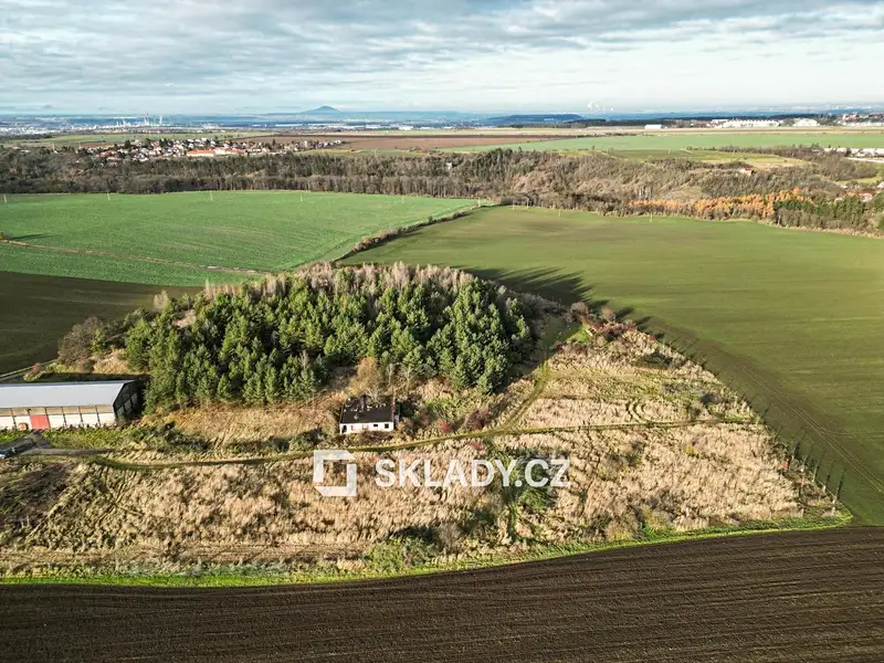 Pronájem komerčního pozemku 8000 m², Větrušice – náhled fotky 3