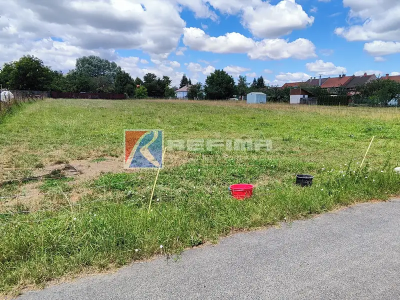 Prodej stavebního pozemku 1125 m², Přerov – náhled fotky 3