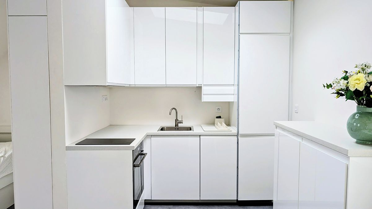 Pronájem bytu 1+kk 37 m² – fotografie 2