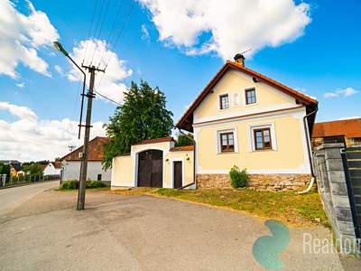 Haus zum Kauf, 180 m² (2 von 28)