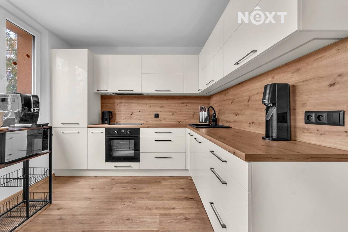 Prodej bytu 3+1 70 m², Trutnov – fotka 1 z 3