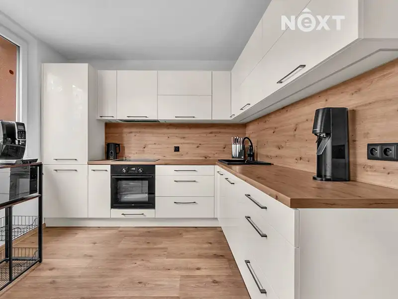 Prodej bytu 3+1 70 m², Trutnov – náhled fotky 1
