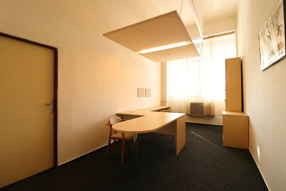 Pronájem kanceláře 17 m², Brno – fotka 1 z 3