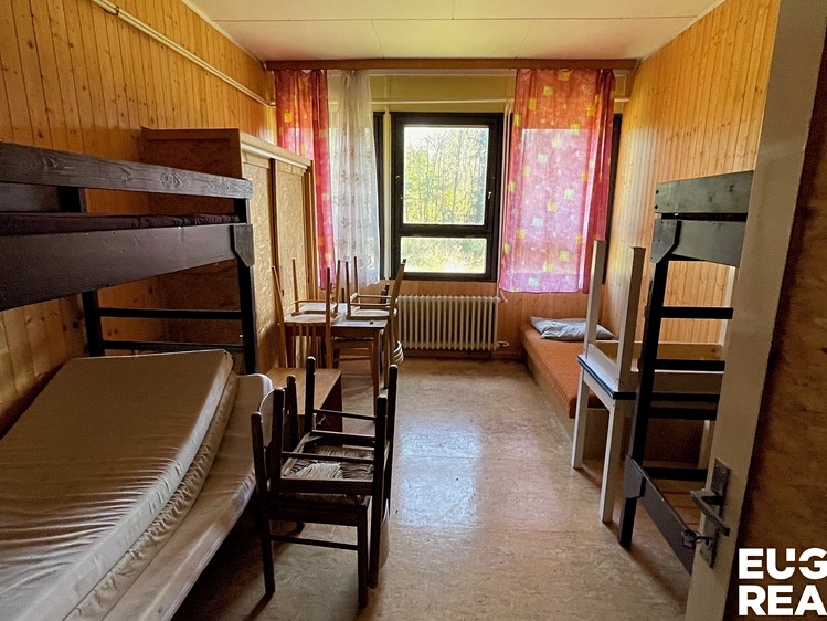 Prodej komerčního prostoru, 1 500 m² (24 z 68)
