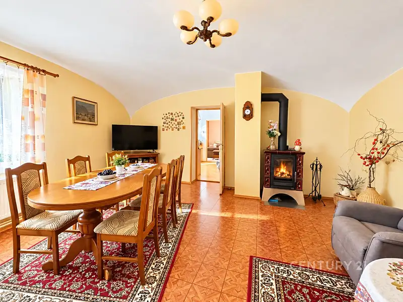 Prodej rodinného domu 140 m², pozemek 1320 m², Velenov – náhled fotky 1
