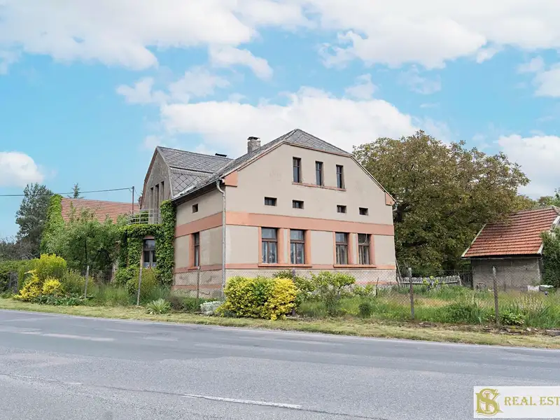 Prodej rodinného domu 100 m², pozemek 2020 m², Košice – náhled fotky 2