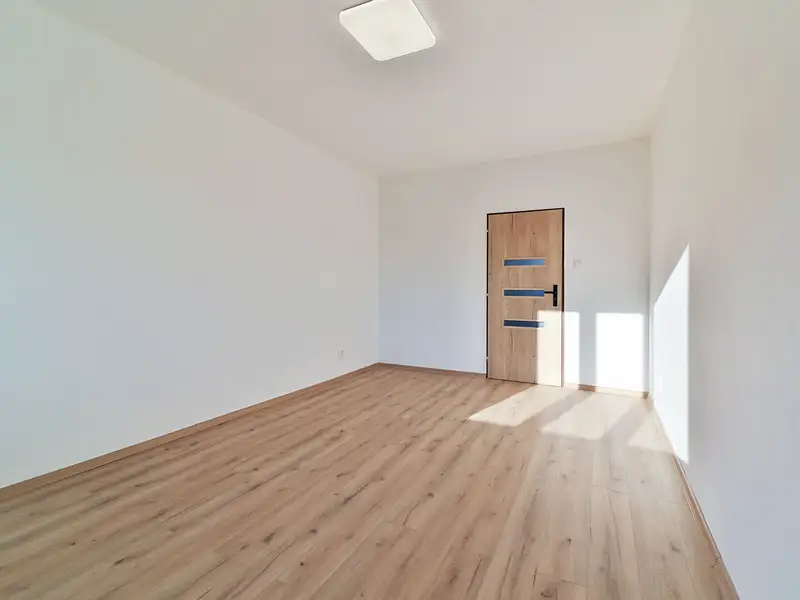 Pronájem bytu 1+1 35 m², Aš – náhled fotky 2