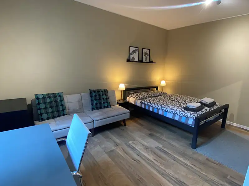 Pronájem bytu 1+1 38 m², Praha – náhled fotky 2