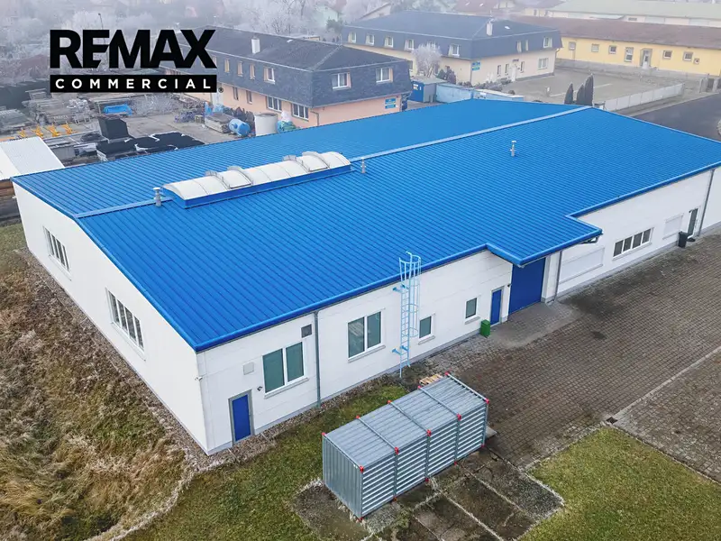Prodej výrobní haly, prostoru 930 m², Kadaň – náhled fotky 2