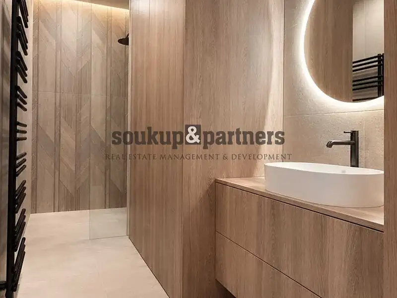 Prodej bytu 4+kk 109 m², Praha – náhled fotky 2