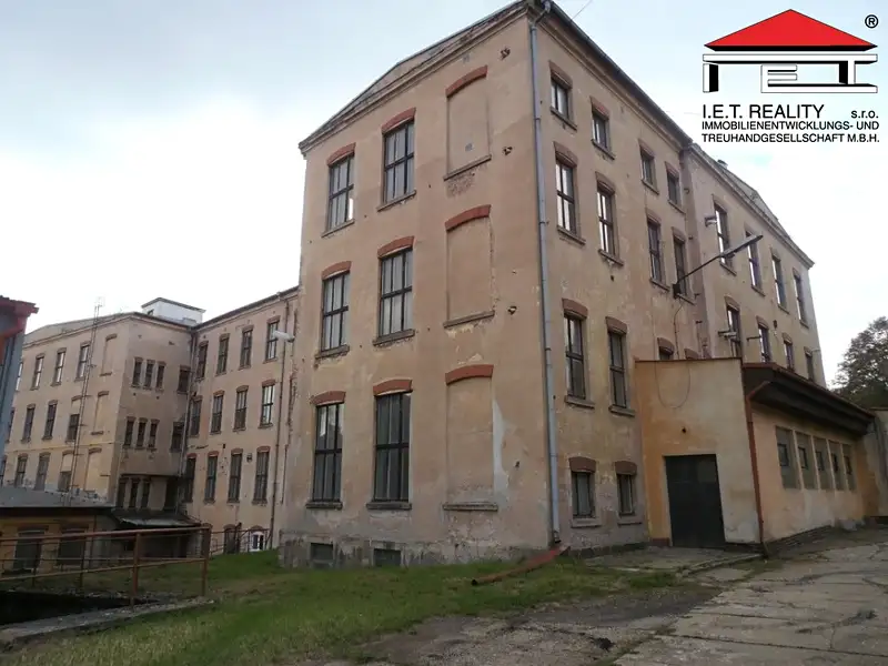 Prodej činžovního domu 8650 m², Aš – náhled fotky 2