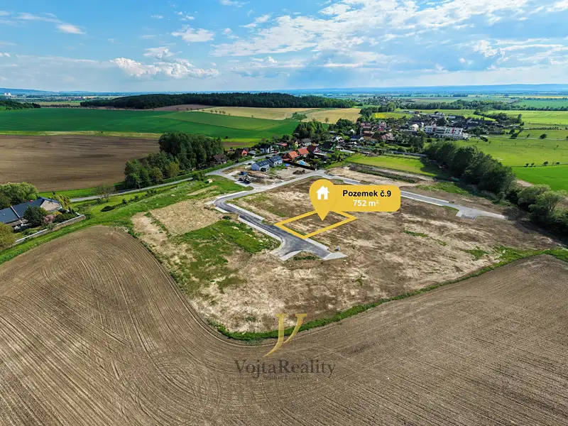 Prodej stavebního pozemku 752 m², Komárov – náhled fotky 2