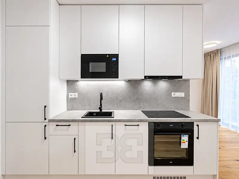 Prodej bytu 1+kk 38 m², Praha – náhled fotky 3