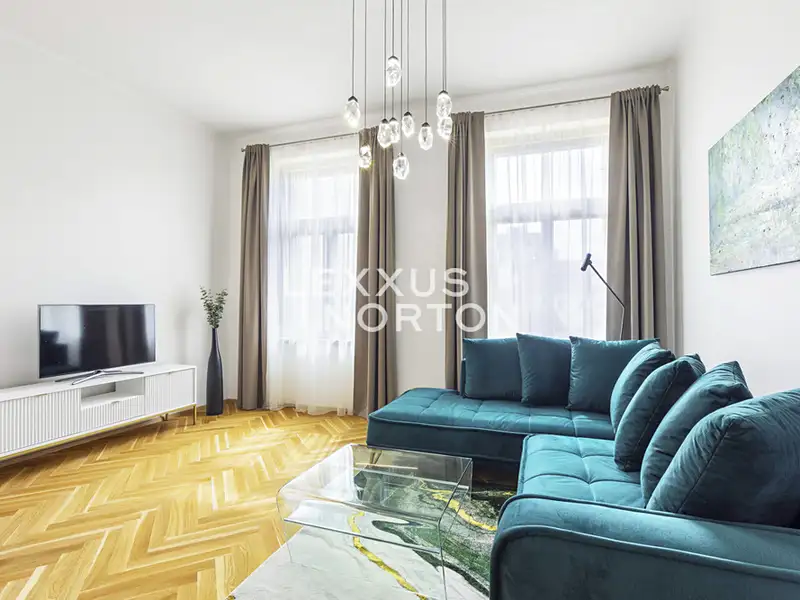 Pronájem bytu 2+kk 50 m², Praha – náhled fotky 1