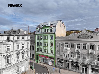 Haus zum Kauf, 1.020 m² (2 von 37)