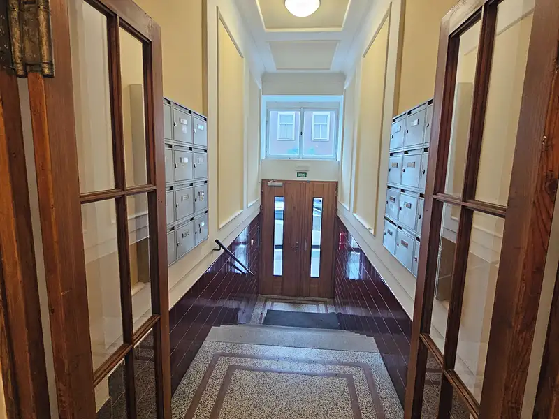 Prodej bytu 1+1 30 m², Praha – náhled fotky 2