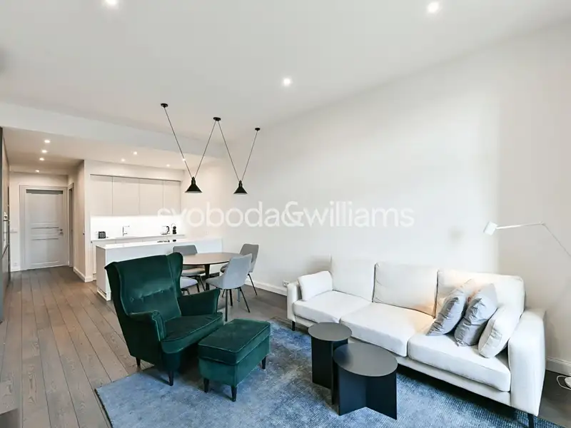 Pronájem bytu 3+kk 95 m², Praha – náhled fotky 1