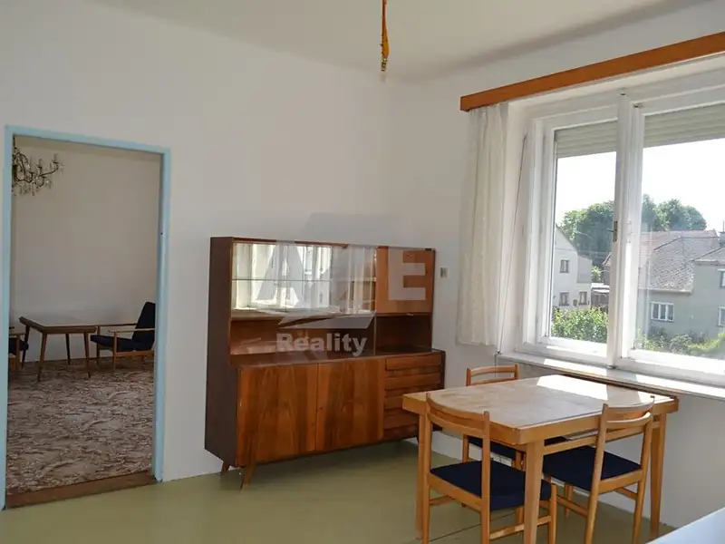 Prodej vícegeneračního domu 240 m², pozemek 781 m², Šumvald – náhled fotky 3