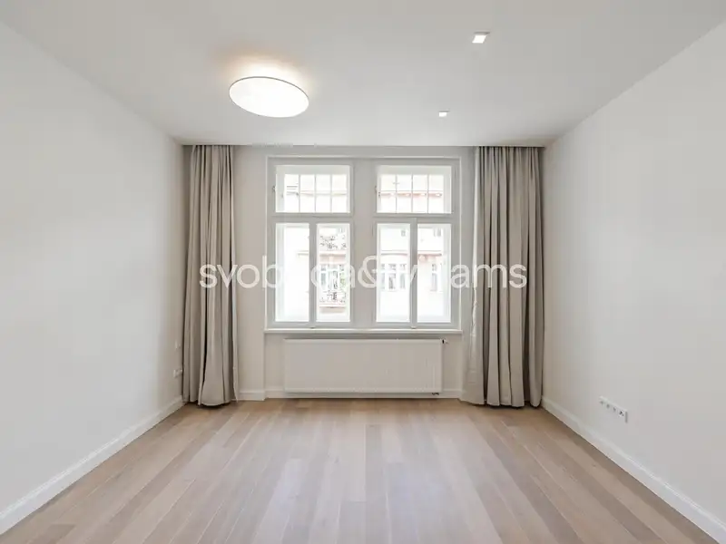 Pronájem bytu 3+kk 93 m², Praha – náhled fotky 2