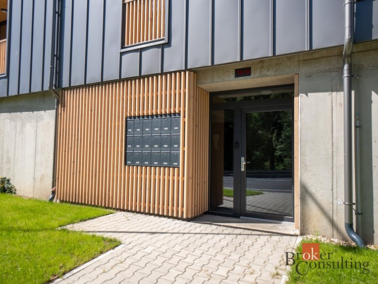 Pronájem bytu 2+kk, 65 m² (17 z 21)