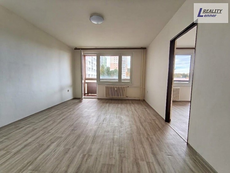 Pronájem bytu 3+1, 88 m² (7 z 19)