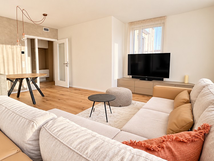 Pronájem bytu 4+kk, 119 m² (10 z 33)