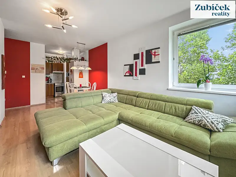 Prodej bytu 2+kk 53 m², Strážnice – náhled fotky 1