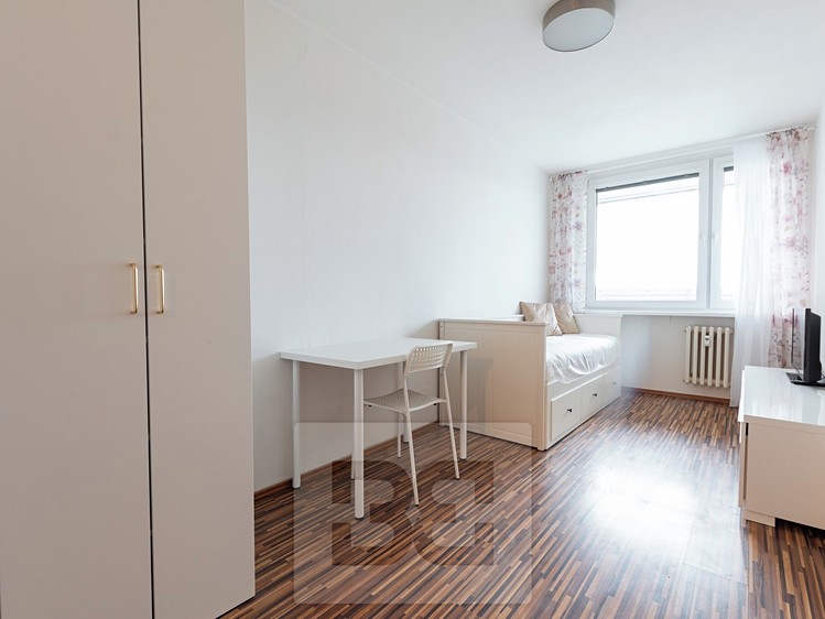 Wohnung 1+1 zur Miete, 20 m² (1 von 6)
