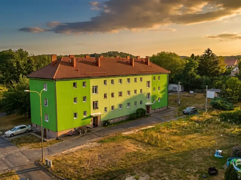Prodej bytu 3+1 70 m², Dubá – náhled fotky 3