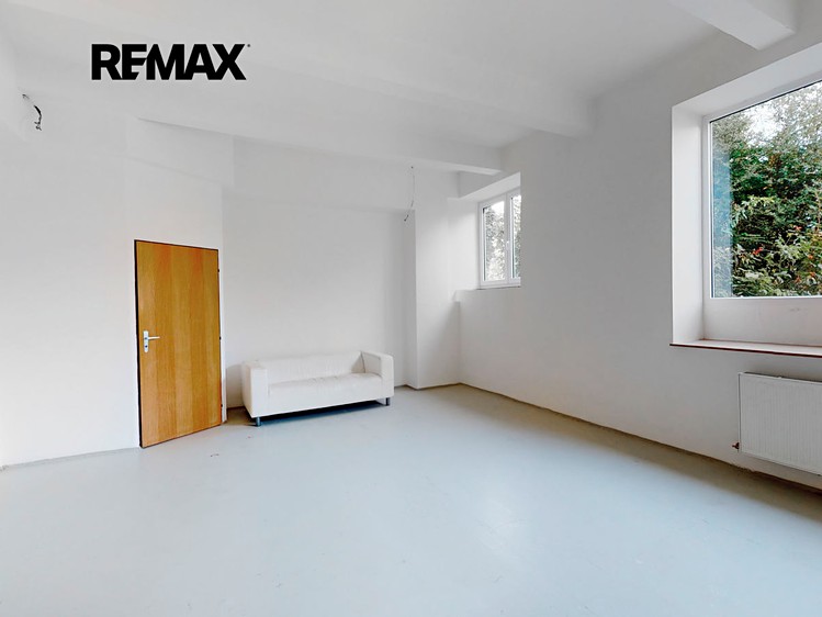 Комерційне приміщення в оренду, 165 м² (2 з 16)
