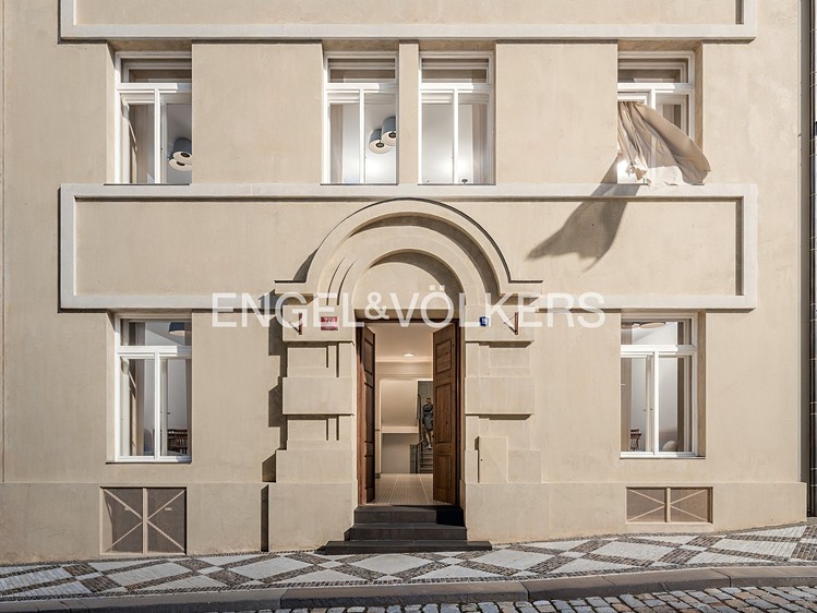 Квартира 2+kk на продаж, 65 м² (2 з 8)