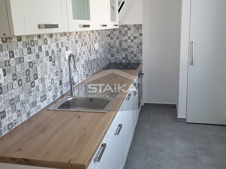 Квартира 3+1 в оренду, 62 м² (2 з 13)