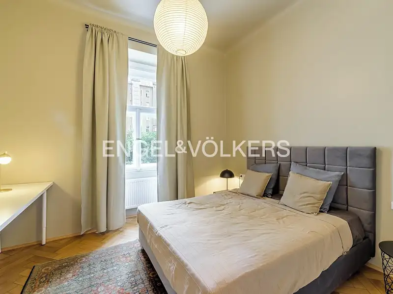 Pronájem bytu 3+kk 76 m², Praha – náhled fotky 3