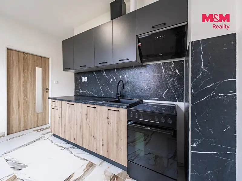 Pronájem bytu 2+1 55 m², Tochovice – náhled fotky 2