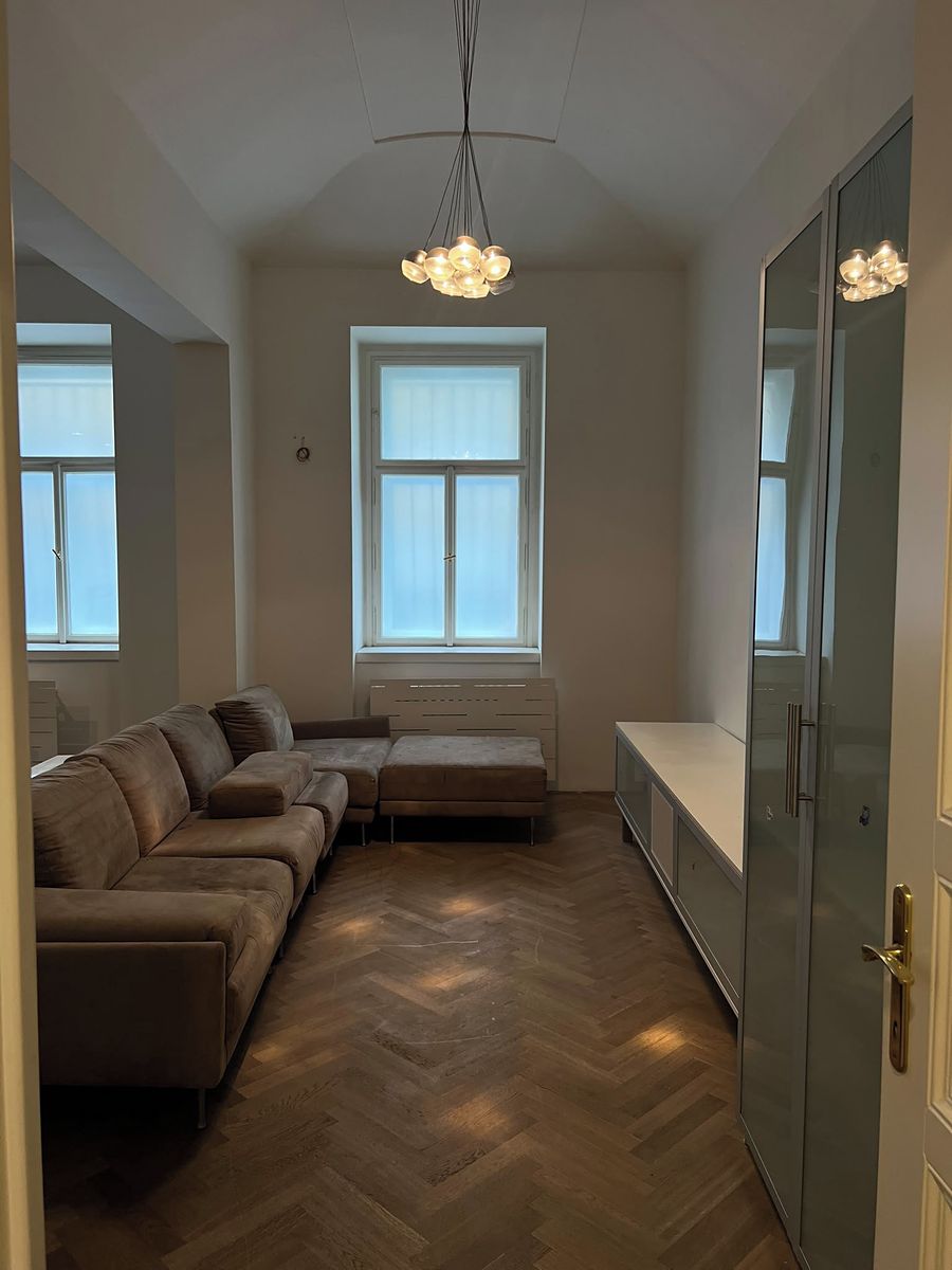 Pronájem bytu 3+kk 78 m², Praha – fotka 1 z 3