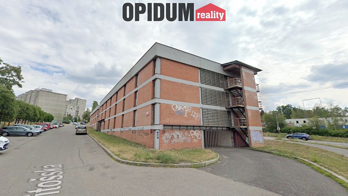 Pronájem garáže 18 m², Praha – fotka 1 z 3