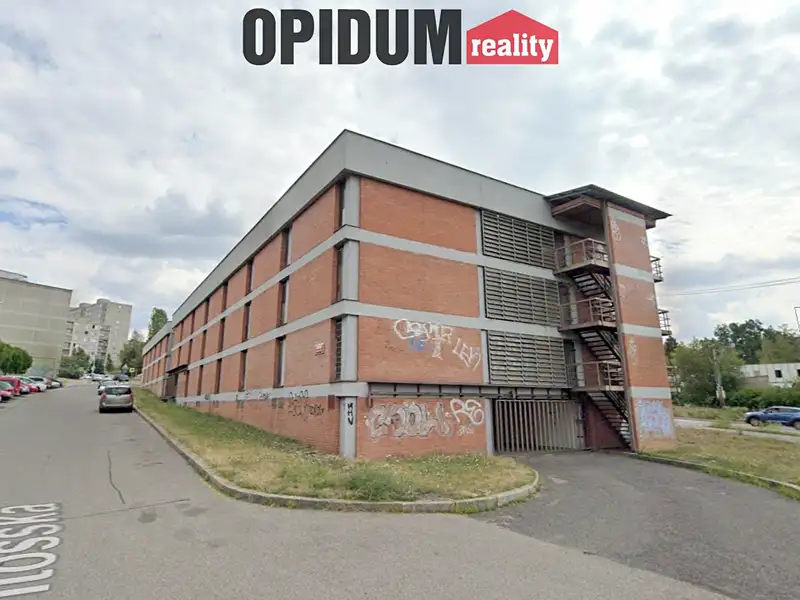Pronájem garáže 18 m², Praha – náhled fotky 1