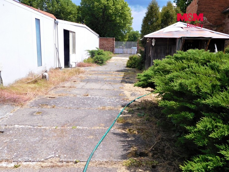 Prodej komerčního prostoru, 1 560 m² (8 z 21)