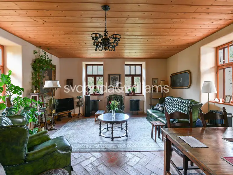 Prodej zemědělské usedlosti 209 m², pozemek 4943 m², Černovice – náhled fotky 3
