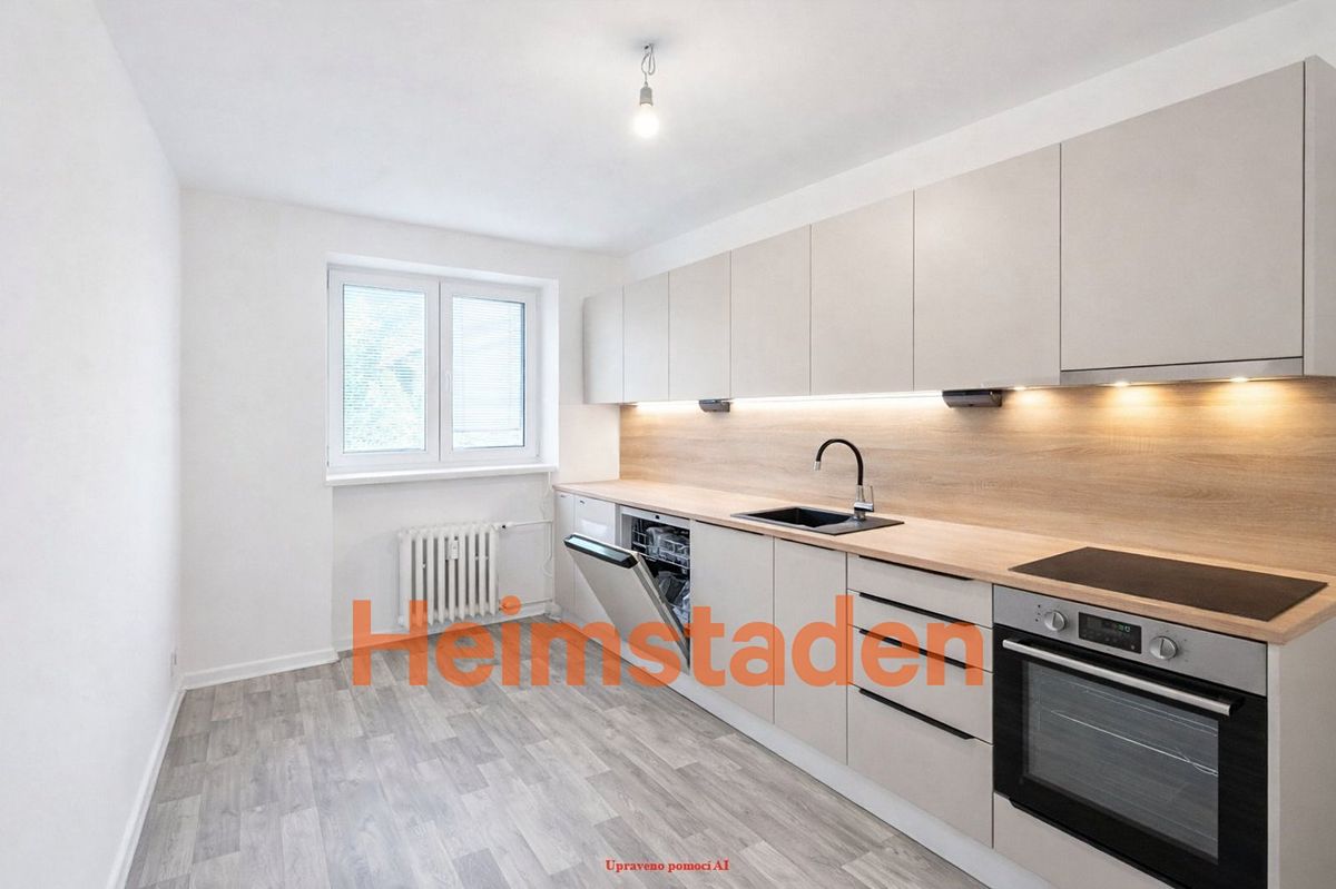 Pronájem bytu 3+1 68 m², Havířov – fotka 1 z 3