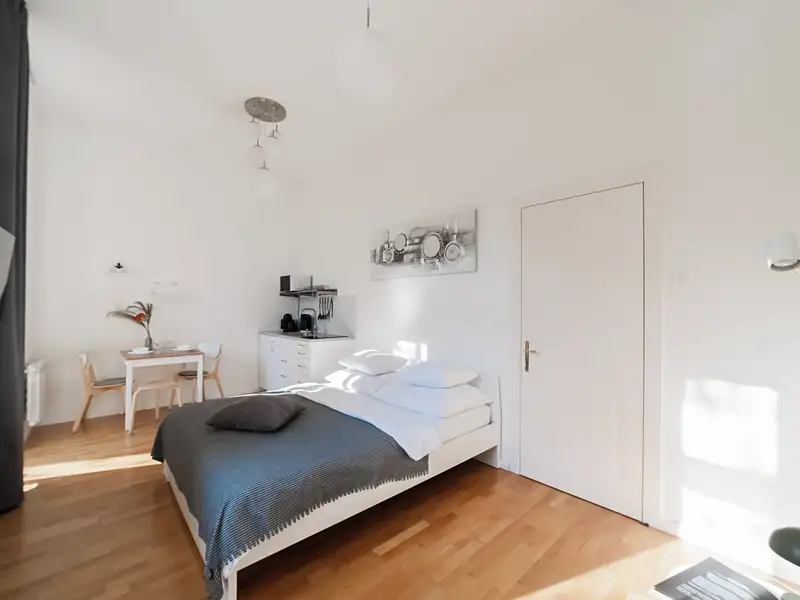 Prodej bytu 1+kk 26 m², Praha – náhled fotky 1