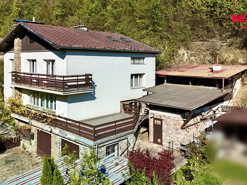 Prodej rodinného domu 396 m², pozemek 1116 m², Doubravník – náhled fotky 2