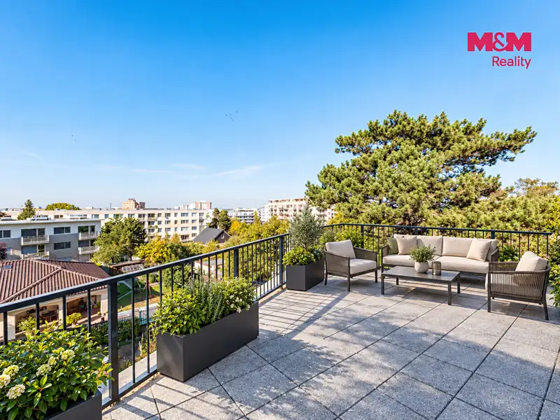Prodej bytu 4+kk 145 m², Praha – náhled fotky 3