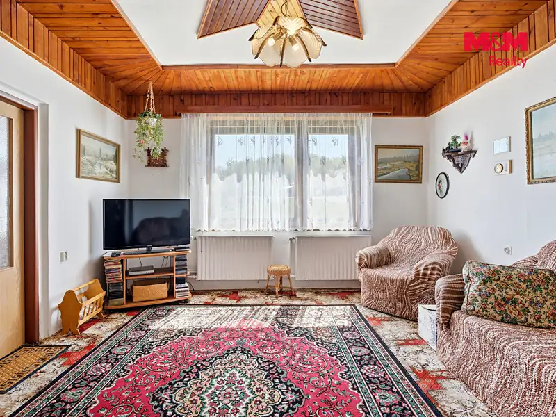 Prodej rodinného domu 180 m², pozemek 2665 m², Jílové u Držkova – náhled fotky 3