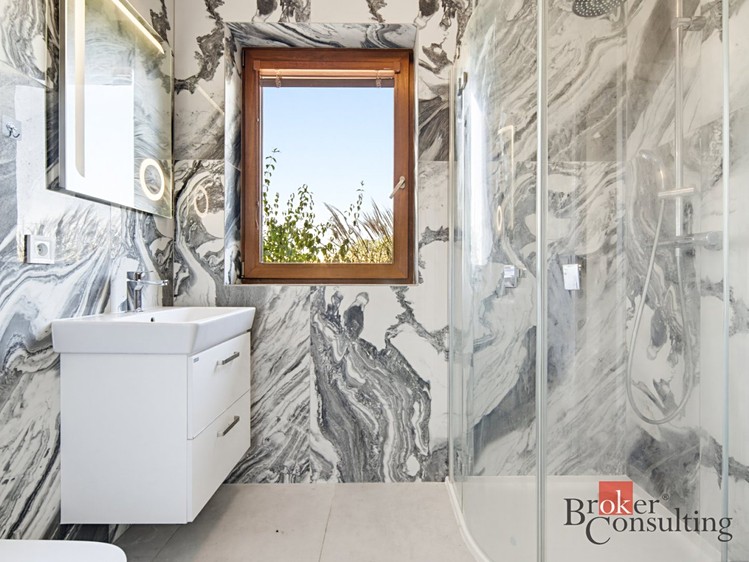 Prodej domu, 142 m² (23 z 55)